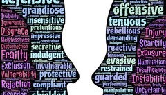 开云kaiyun 官网下载app教程-英超防守反击战术调整与场均抢断次数关系分析，英超球队战术