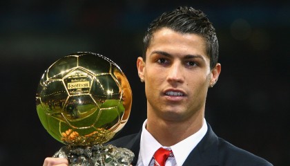 开云体育官网-球队是否利用中圈区域制造节奏调控点