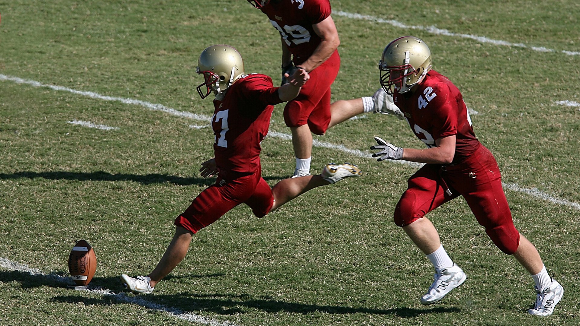 技术数据反映训练成果，对数据进行训练